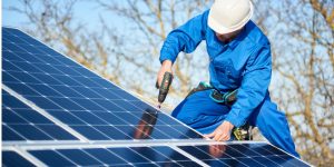 Installation Maintenance Panneaux Solaires Photovoltaïques à Saint-Gervais-les-Trois-Clochers